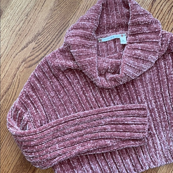 🌺CHELSEA & VIOLET🌸CROP SWEATER - Picture 3 of 4